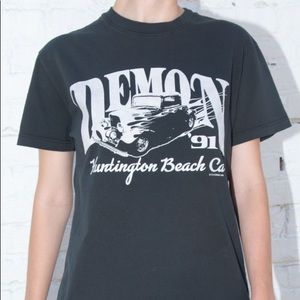 🌙Brandy Melville Graphic Tee!